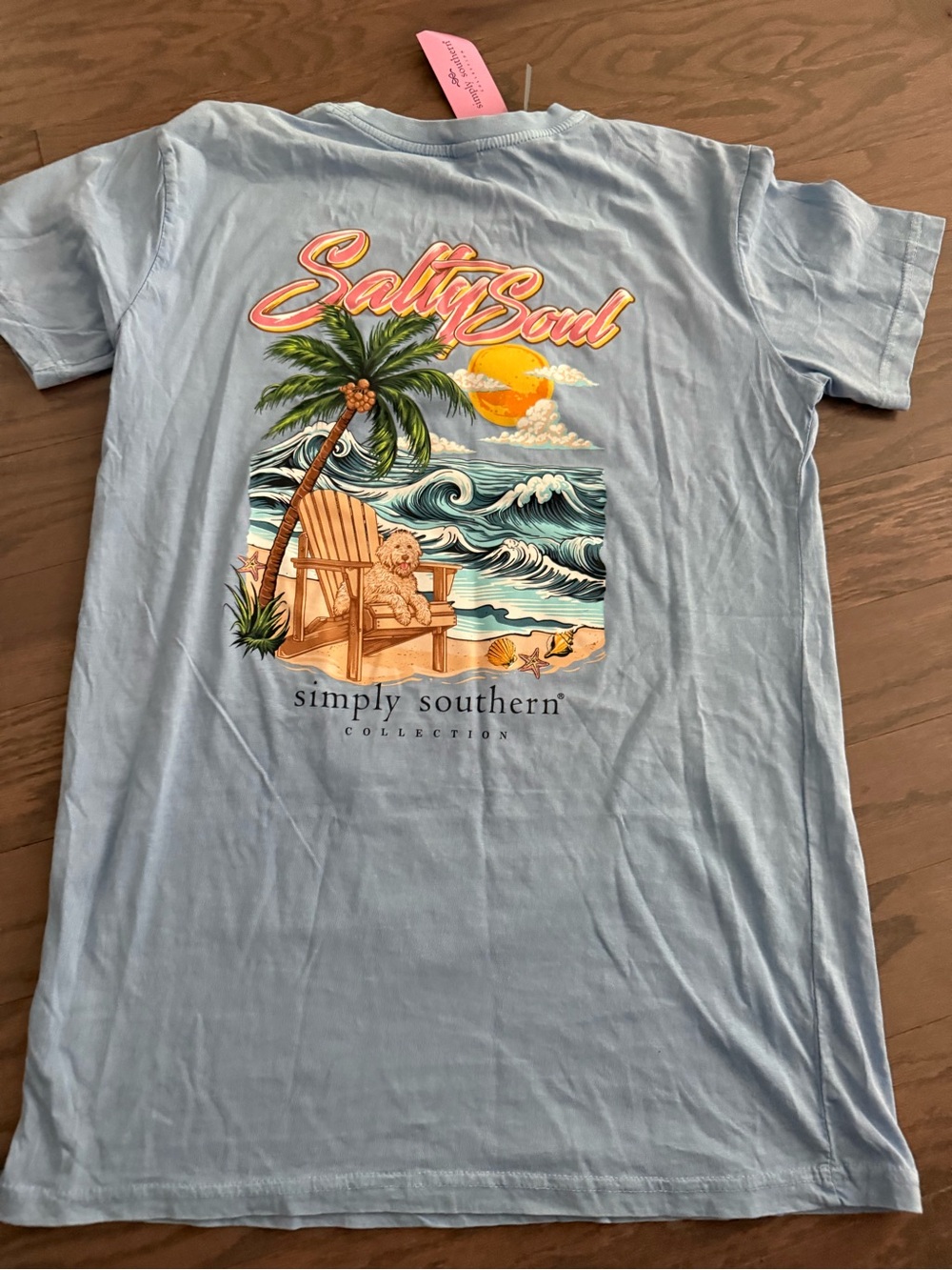 Simply Southern shirt woman’s size medium “salty soul” dog ocean summer